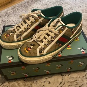 Gucci x Disney Mickey mouse sneakers. Women’s size 7.5